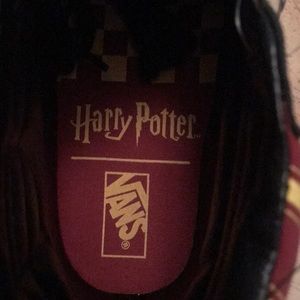 Vans Shoes - Vans Sk8-Hi Harry Potter Gryffindor Shoes Mens 11 Vans Shoes - Vans Sk8-Hi Harry Potter Gryffindor Shoes Mens 11